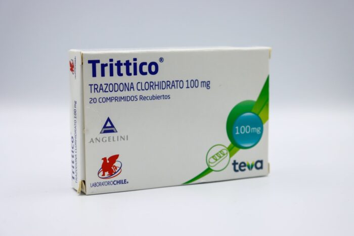 TRITTICO CAPSULAS 100 MG X 20
